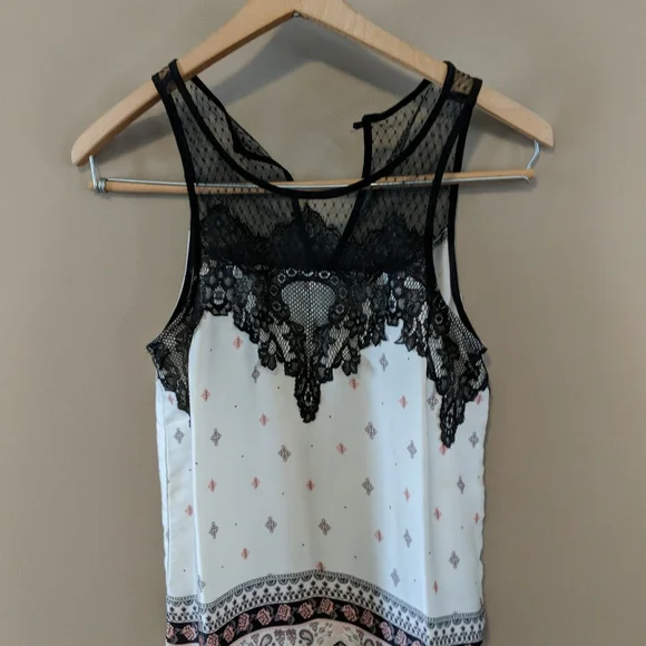 $3 with any bundle Maurices Lacey tank - Picture 3 of 12
